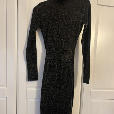 Robe longue à paillettes xs 