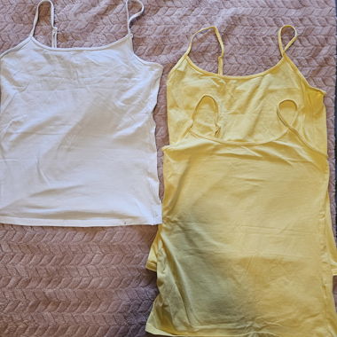 3 Basic Tanktops