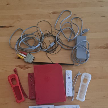 Wii red plus 4 games