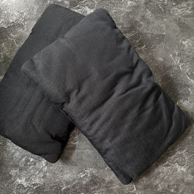 Coussins noirs