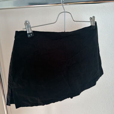 Low rise mini Rock, schwarz 