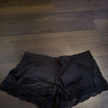 Etam Shorts - Black