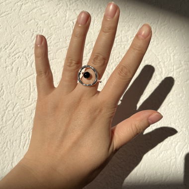 Bague en argent avec onyx