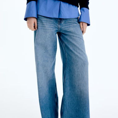 Breite blaue H&M-Jeans