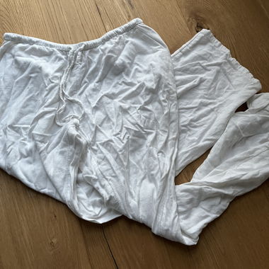 pantaloni di stoffa bianchi