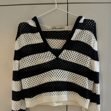 ZARA pullover