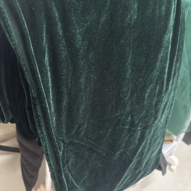 Chemin de table en velours vert foncé