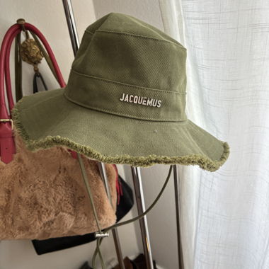 Jacquemus Bucket Hat
