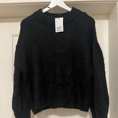 Kurzer Strickpullover