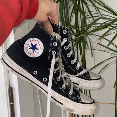 Converse schwarz