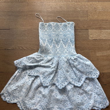 Subdued bandeau summer dress