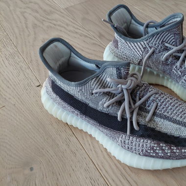 Yeezy Boost 350 V2 Zyon