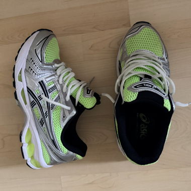 Asics gel kayano 14 neon gelb