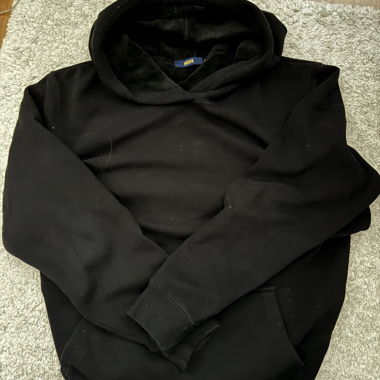 Sweat à capuche à strass avec tête de mort