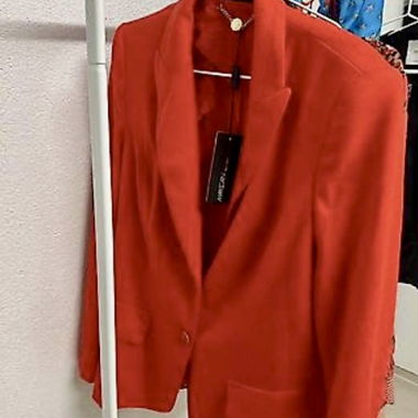MARC CAIN set (wool blazer, silk blouse, scarf)42