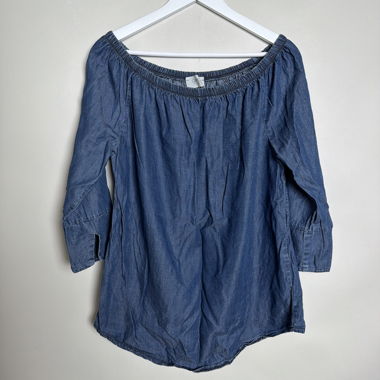 Jeansbluse mit Carmen-Ausschnitt