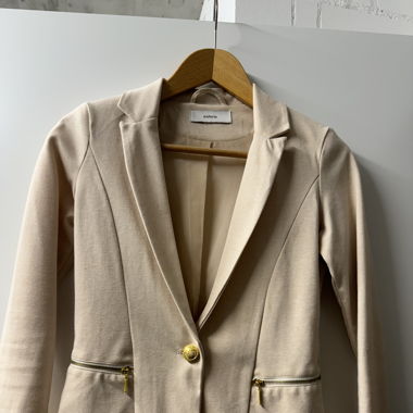 Zwei Blazer