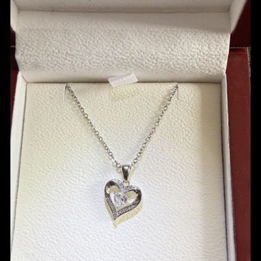 Collana con ciondolo a cuore in argento 925