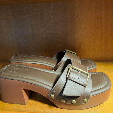 braune sommerschuhe