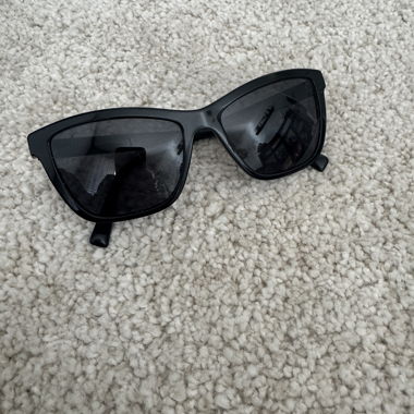 Occhiali da sole neri Versace