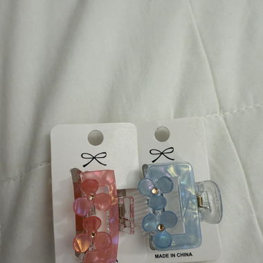Hairclips