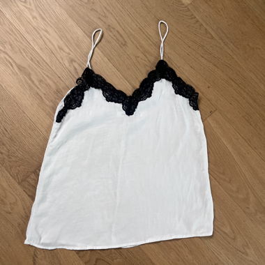 Top in pizzo MSCH bianco/nero