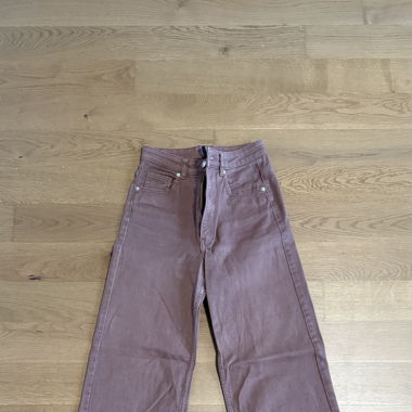 Brown Jeans