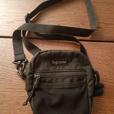 Supreme Umhängetasche *rep*