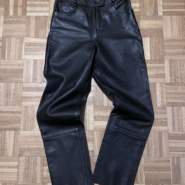 Black leather trousers Louis Exell size 42