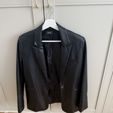 Pull&Bear faux‑leather blazer black XS