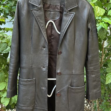 Veste longue en cuir 