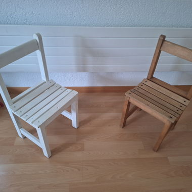 Holz-Kinderstuehle 2er-Set