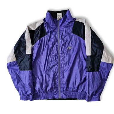 Nike Vintage International 