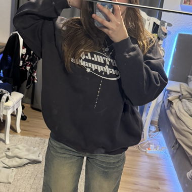 Grey Sweatshirt Totally Unstoppable S