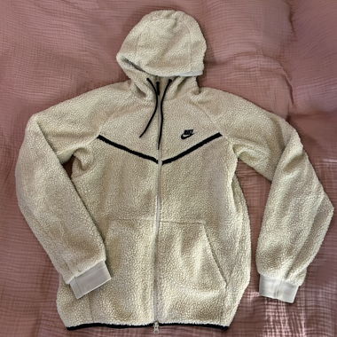 Veste zippée à capuche en polaire Nike taille M