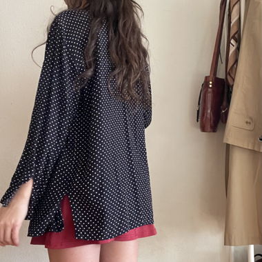 Bluse gepunktet