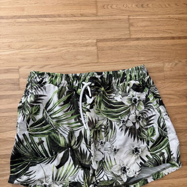 Jungle-Print Shorts