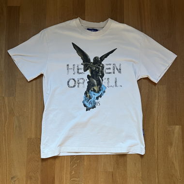 Pequs T-shirt