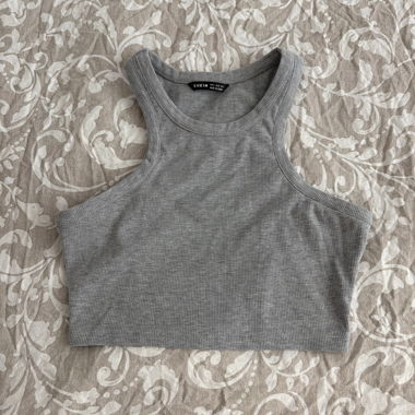 Grey ribbed crop top