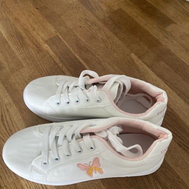 Turnschuhe 