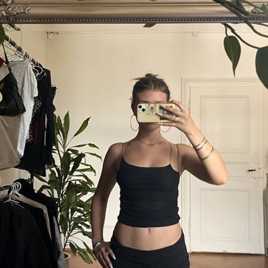 crop top