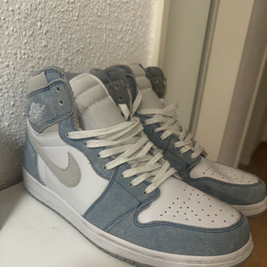 Jordan 1 Retro hoch OG Hyper blau