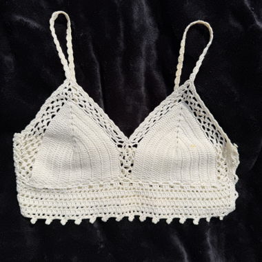 Weisses Crochet-Top