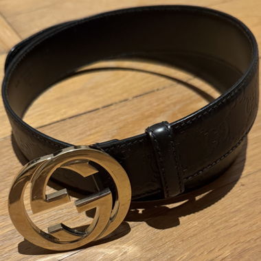 Gucci schwarzer Ledergürtel – goldene GG-Schliesse