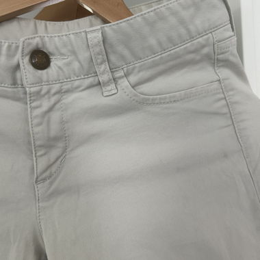 Uniqlo light beige chinos trousers
