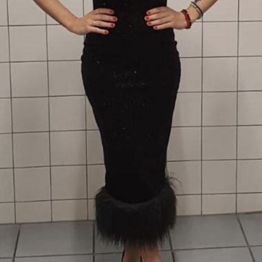 Schwarzes elegantes Kleid