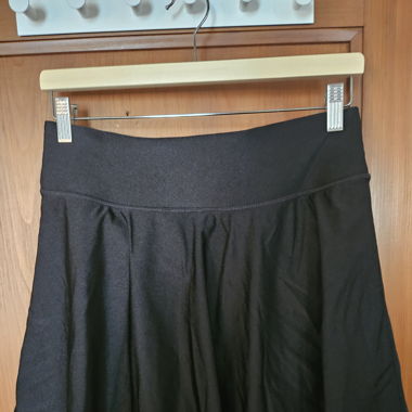 Black Skort