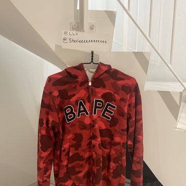 BAPE CAMO ZIPPER