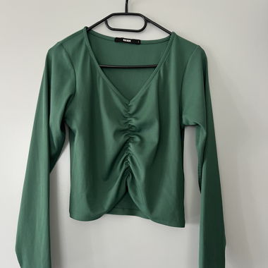 Green Long-Sleeve Top with Ruching