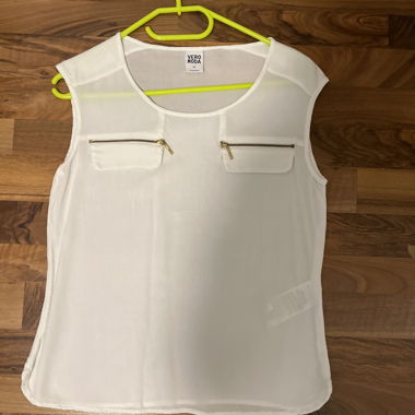 Bluse ohne Ärmel